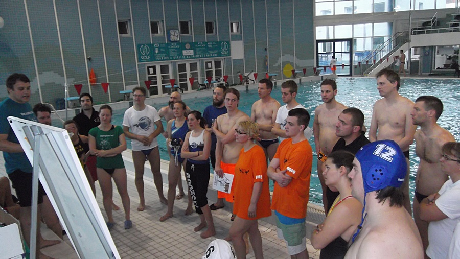 Hokej pod wodą Walenie Czechy V 2015